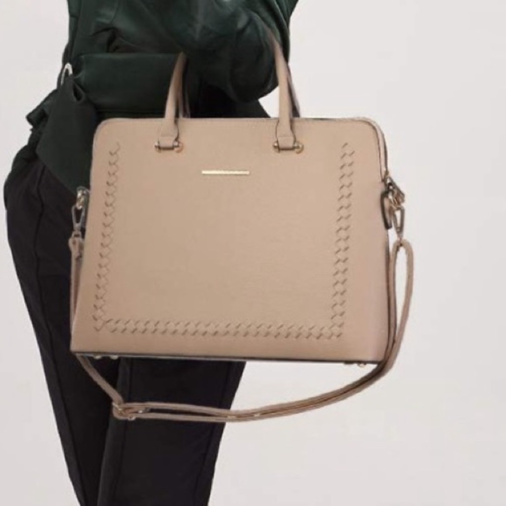 Elegant Beige Handbag
